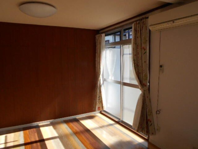 【寝室】 | ウララハイツ