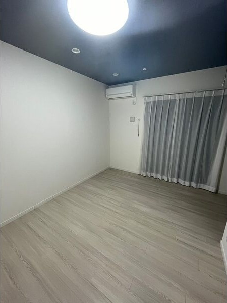 あんしん+衣摺08-7002の洋室