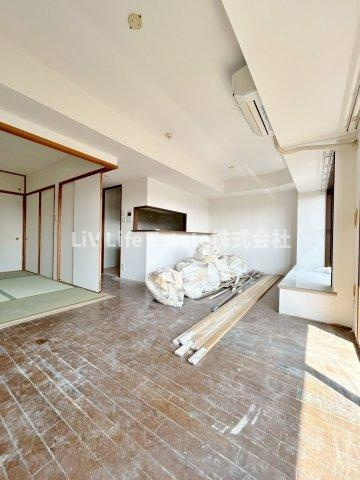 ライオンズガーデン武蔵関公園弐番館の居間・リビング