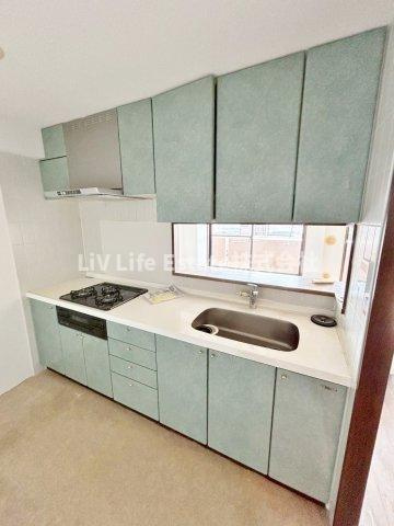 ライオンズガーデン武蔵関公園弐番館のキッチン