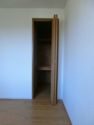 【収納】 | マイルドオークⅡ | イメージ105号室の写真