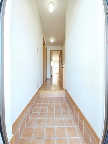 サンセールＣの玄関