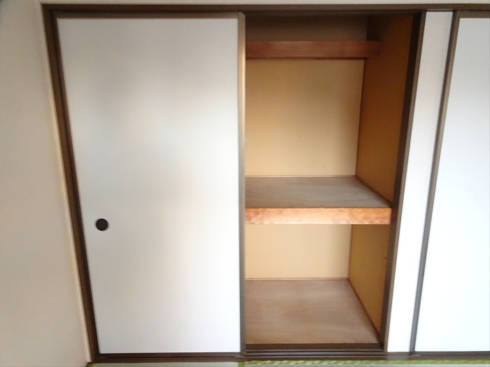 メゾンド萬歳の収納