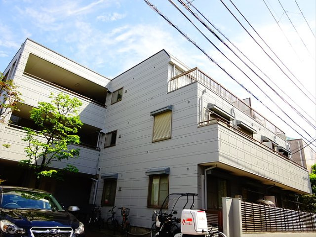 メゾンド萬歳のエントランス