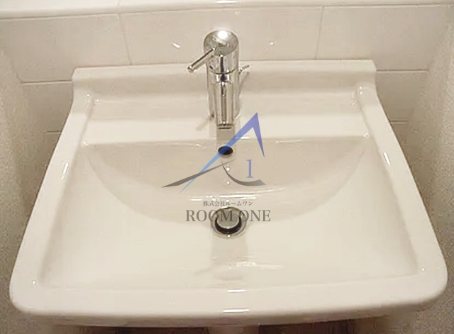 ドルチェ目黒・WESTの洗面所|洗面台です。