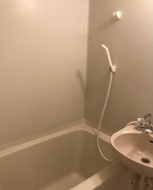 FUKASAWA614マンション　高層階　管理人　オートロック　宅配BOXの浴室