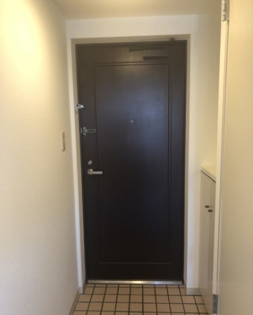 FUKASAWA614マンション　高層階　管理人　オートロック　宅配BOXの玄関