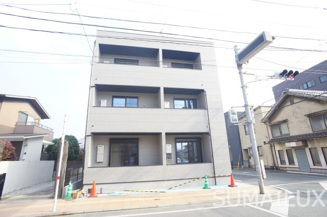 SunMark　京町本丁の外観