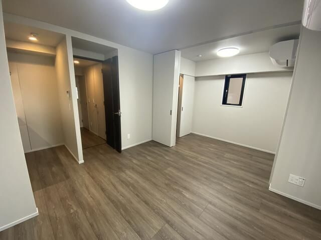 クレストコート上野