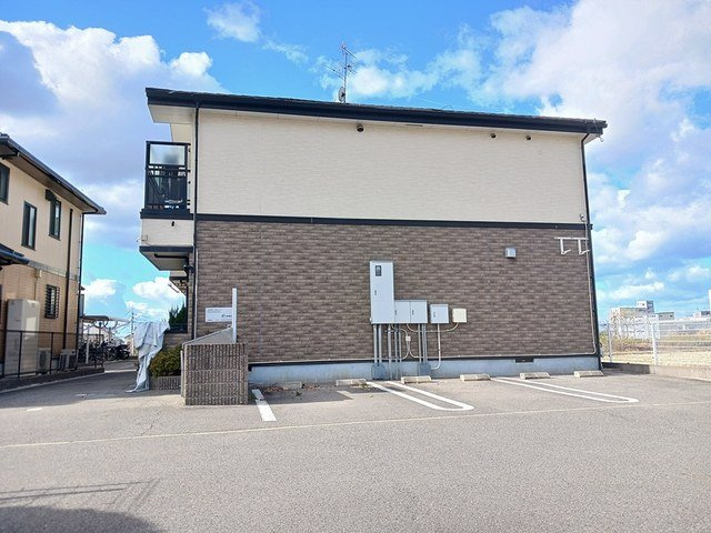 ナーシサスの駐車場