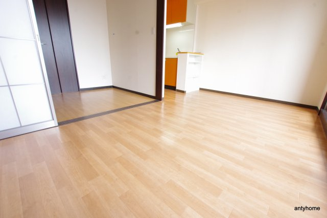 アーバンフラッツ西中島　仲介手数料無料の洋室