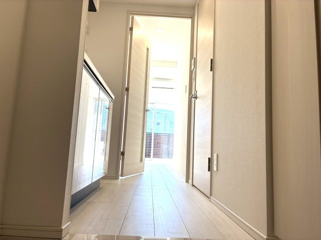 【玄関】 | LIME RESIDENCE KAWAGUCHI EAST