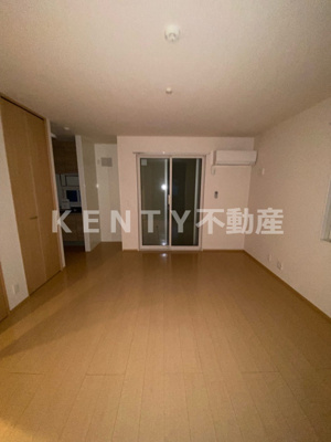 【居間・リビング】 | メルシー芙蓉Ⅷ | おしゃれなリビングです