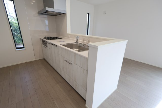 《仲介手数料無料》浦和区大東１丁目31-8新築一戸建てメルディアのキッチン|撮影日 2025年12月2日 11:30 曇り