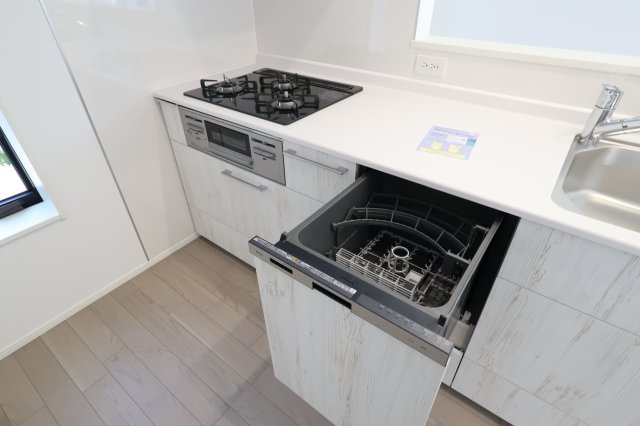 《仲介手数料無料》浦和区大東１丁目31-8新築一戸建てメルディアのキッチン|撮影日 2025年12月2日 11:30 曇り