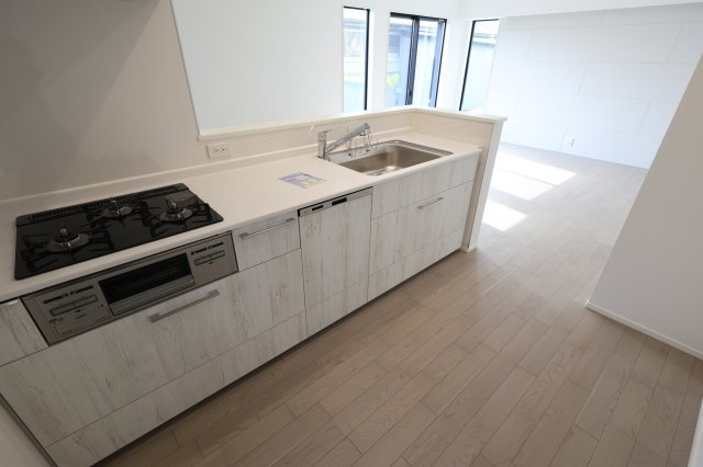 《仲介手数料無料》浦和区大東１丁目31-8新築一戸建てメルディアのキッチン|撮影日 2025年12月2日 11:30 曇り