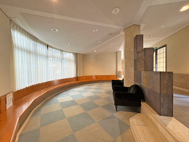 ダイアパレス五橋カルテットのエントランス