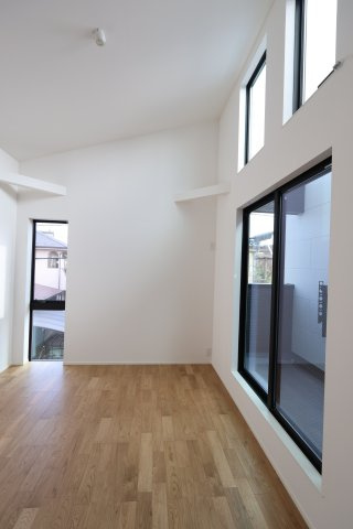 《仲介手数料無料》浦和区大東１丁目31-8新築一戸建てメルディア