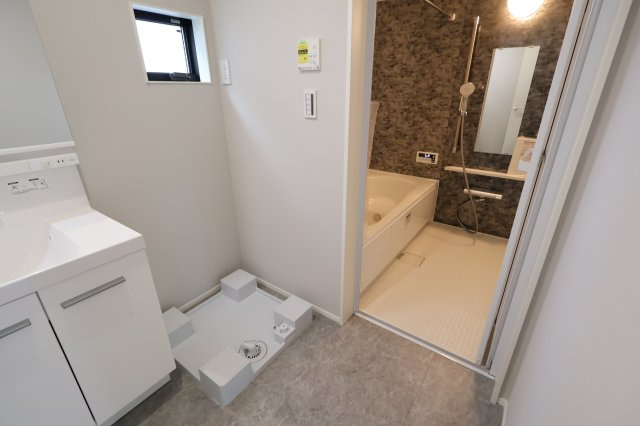《仲介手数料無料》浦和区大東１丁目31-8新築一戸建てメルディアのランドリースペース|撮影日2025年12月2日 11:30 曇り