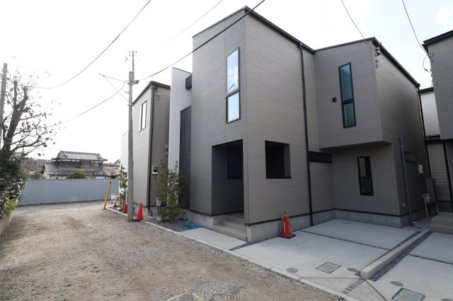 《仲介手数料無料》浦和区大東１丁目31-8新築一戸建てメルディアの外観|撮影日2025年12月2日 11:30 曇り