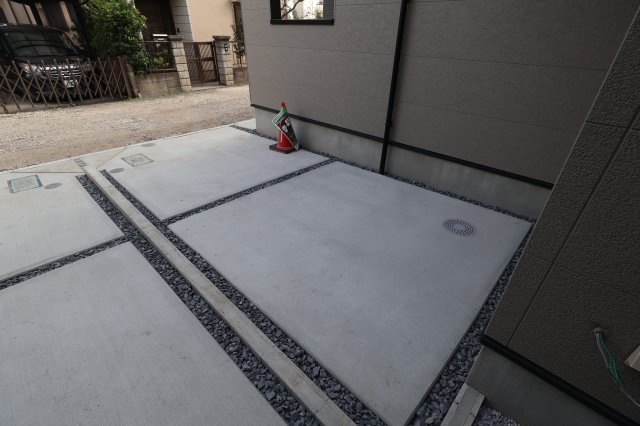 《仲介手数料無料》浦和区大東１丁目31-8新築一戸建てメルディアの駐車場|撮影日2025年12月2日 11:30 曇り