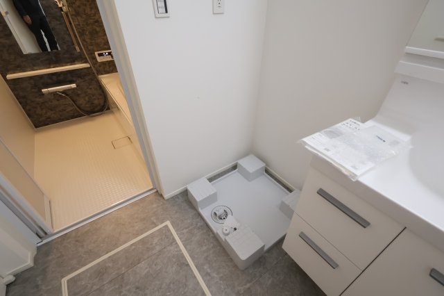 《仲介手数料無料》浦和区大東１丁目31-8新築一戸建てメルディアのランドリースペース|撮影日 2025年12月2日 11:40 晴れ