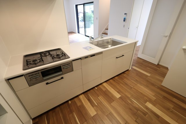 《仲介手数料無料》浦和区大東１丁目31-8新築一戸建てメルディアのキッチン|撮影日 2025年12月2日 11:40 晴れ