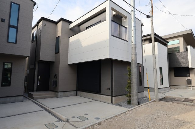 《仲介手数料無料》浦和区大東１丁目31-8新築一戸建てメルディアの外観|撮影日 2025年12月2日 11:40 晴れ
