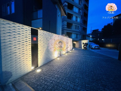 【エントランス】 | ドゥーエ横濱桜木町