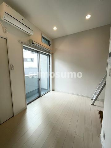 スカイヴィラ東難波の居間・リビング