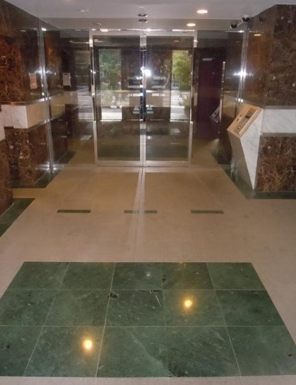 パークウェル浅草弐番館のエントランス