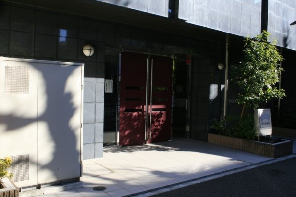 パークウェル浅草弐番館のエントランス