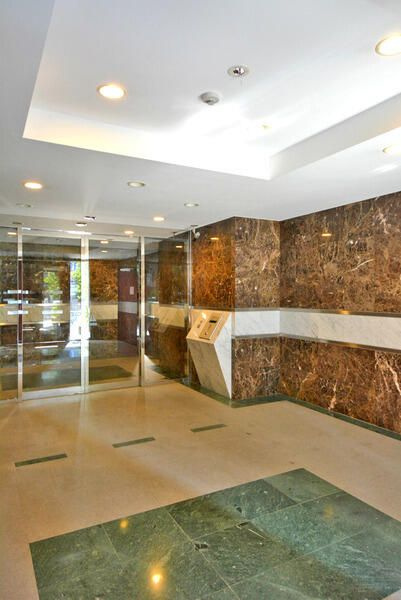 パークウェル浅草弐番館のエントランス