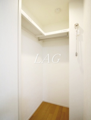 【収納】 | プレール・ドゥーク赤塚 | ウォークインクローゼットです。