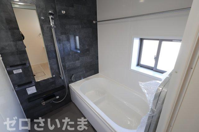 《仲介手数料無料》上尾市小泉６丁目18-2(全1戸)新築一戸建てグラファーレの浴室