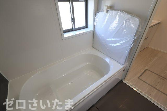 《仲介手数料無料》上尾市小泉６丁目18-2(全1戸)新築一戸建てグラファーレの浴室