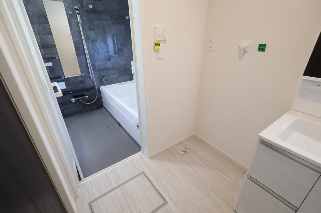 《仲介手数料無料》上尾市小泉６丁目18-2(全1戸)新築一戸建てグラファーレ