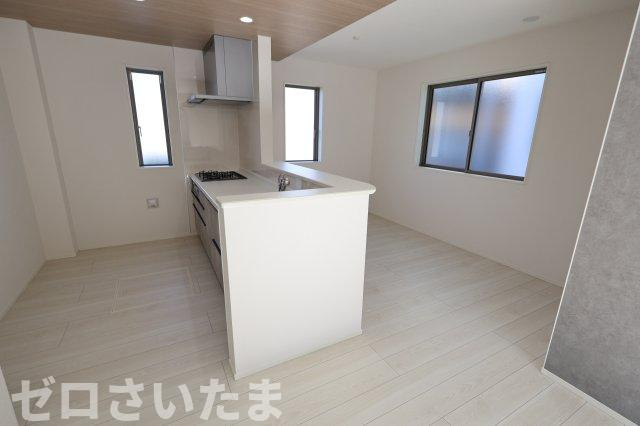 《仲介手数料無料》上尾市小泉６丁目18-2(全1戸)新築一戸建てグラファーレのキッチン