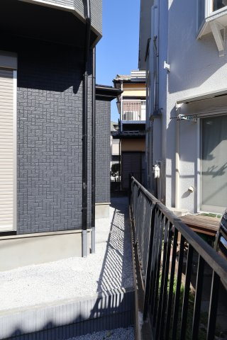 《仲介手数料無料》上尾市小泉６丁目18-2(全1戸)新築一戸建てグラファーレ