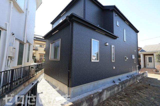《仲介手数料無料》上尾市小泉６丁目18-2(全1戸)新築一戸建てグラファーレの外観