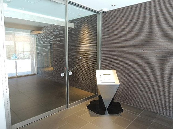 ハーモニーレジデンス浅草のエントランス