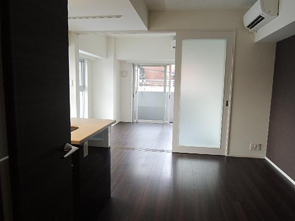 ハーモニーレジデンス浅草の居間・リビング