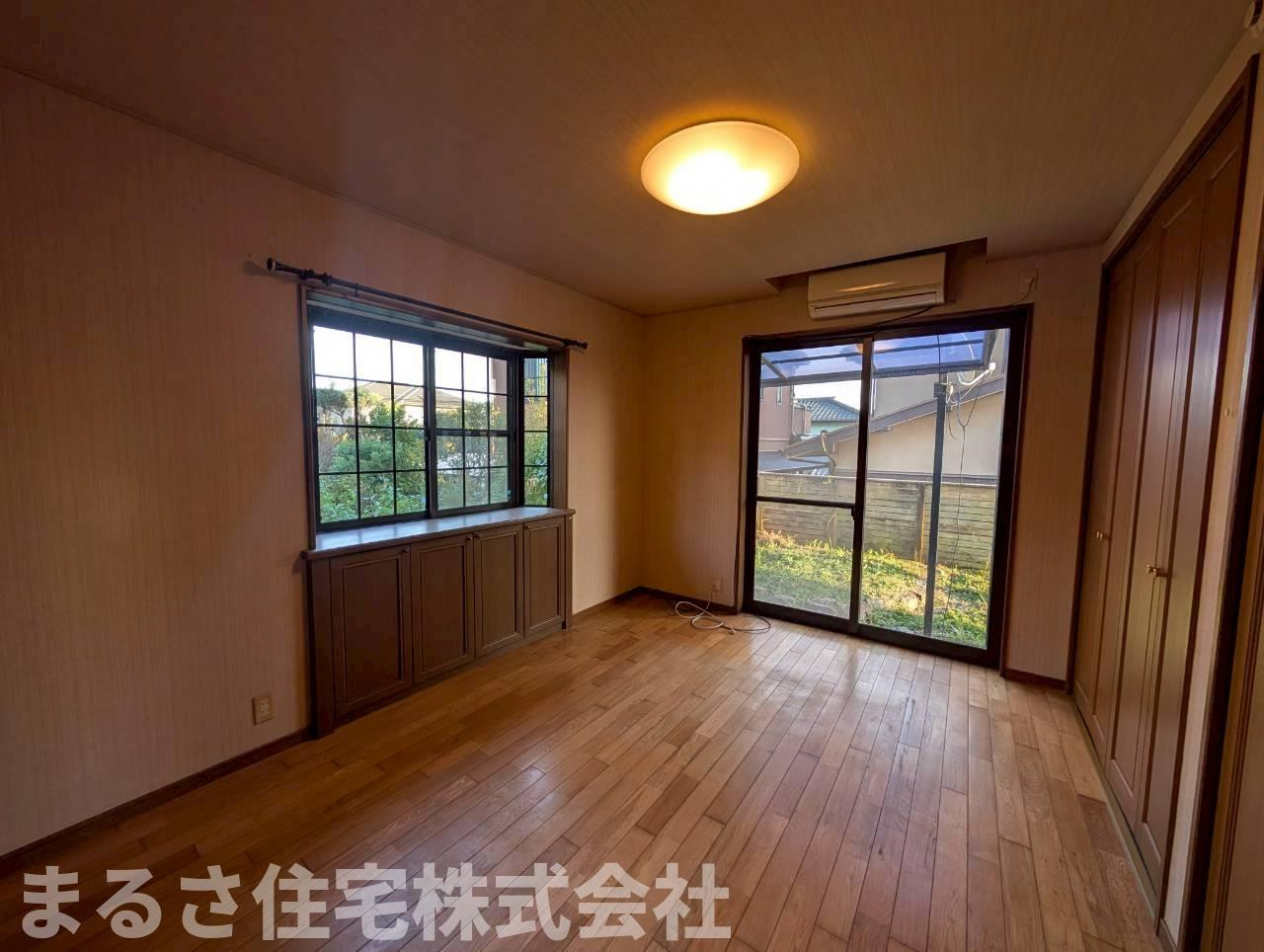 江南2丁目　中古戸建の洋室