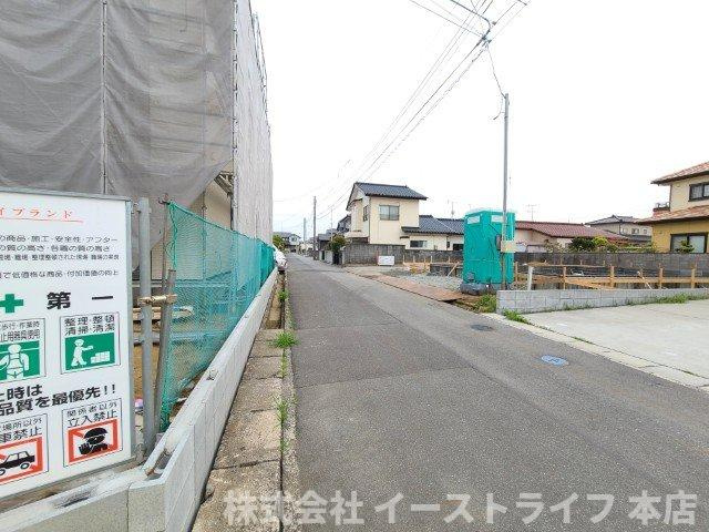 【新築戸建】　いわき市平中山1期　の前面道路含む現地写真|西側約5.0ｍ公道