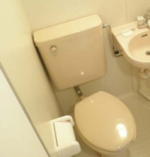 FUKASAWA614マンション　管理人　オートロック　宅配BOXのトイレ