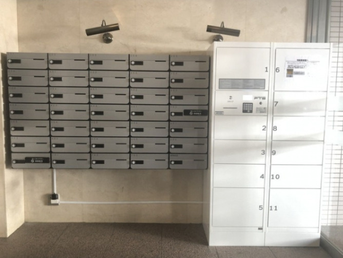 FUKASAWA614マンション　管理人　オートロック　宅配BOXのロビー