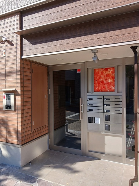 プチジャルダンのエントランス