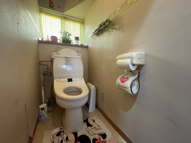 周辺商業施設多数♪残置物撤去後引き渡し♪狭山市笹井のトイレ|清潔感のあるトイレです