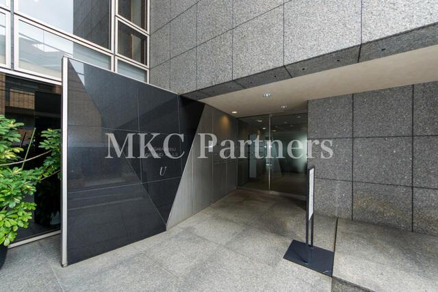 港区西麻布４丁目の賃貸マンションのエントランス| 