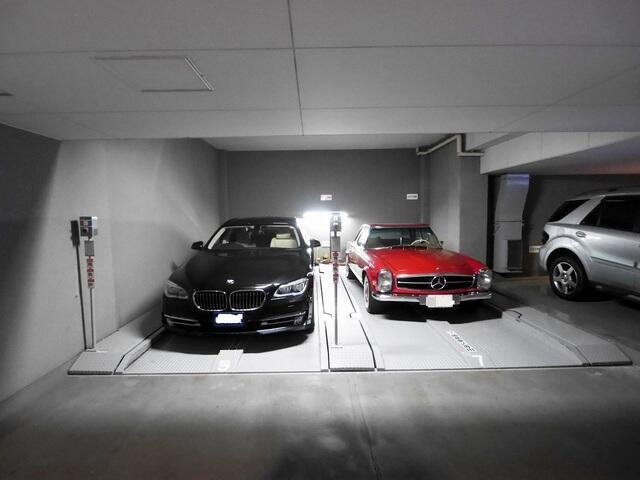 港区西麻布４丁目の賃貸マンションの駐車場| 